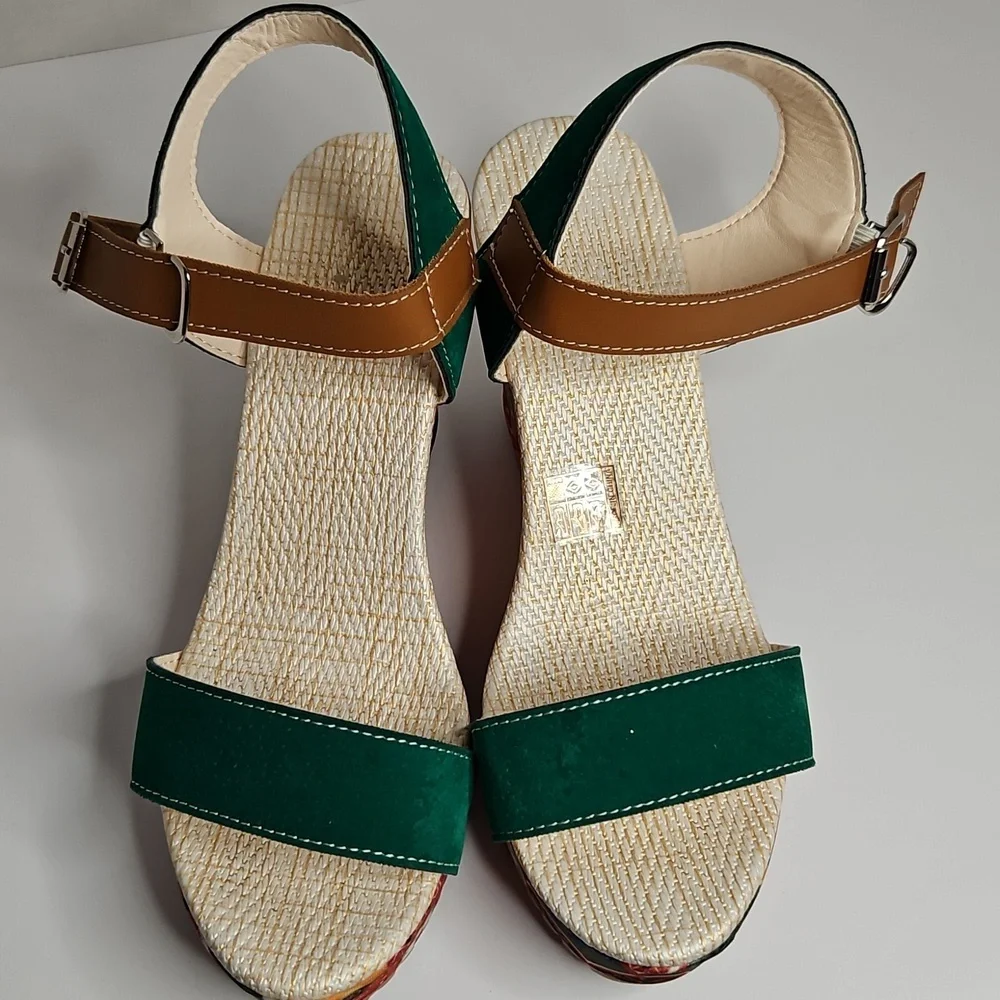 Mod Paisley Wedge Sandals Size 8 (38) Platform 70s Style
